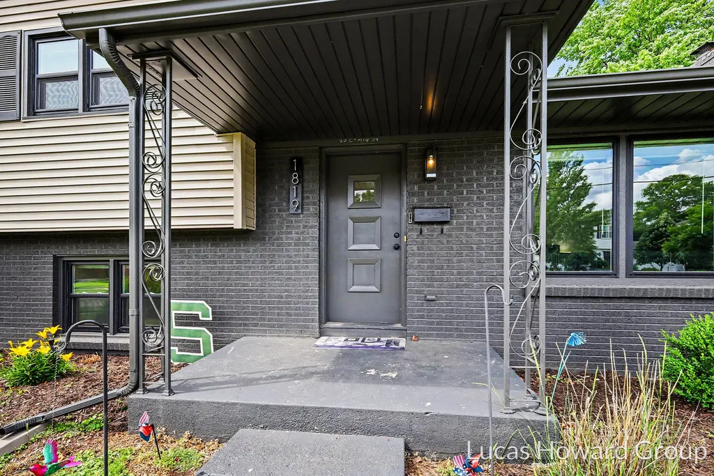 1819 Menominee Drive SE Grand Rapids City MI 49506