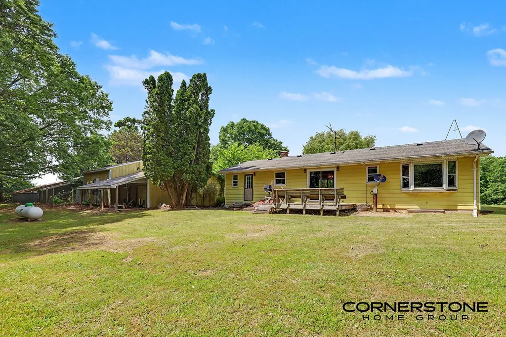 11450 16 Mile Road NE Oakfield Township MI 49319