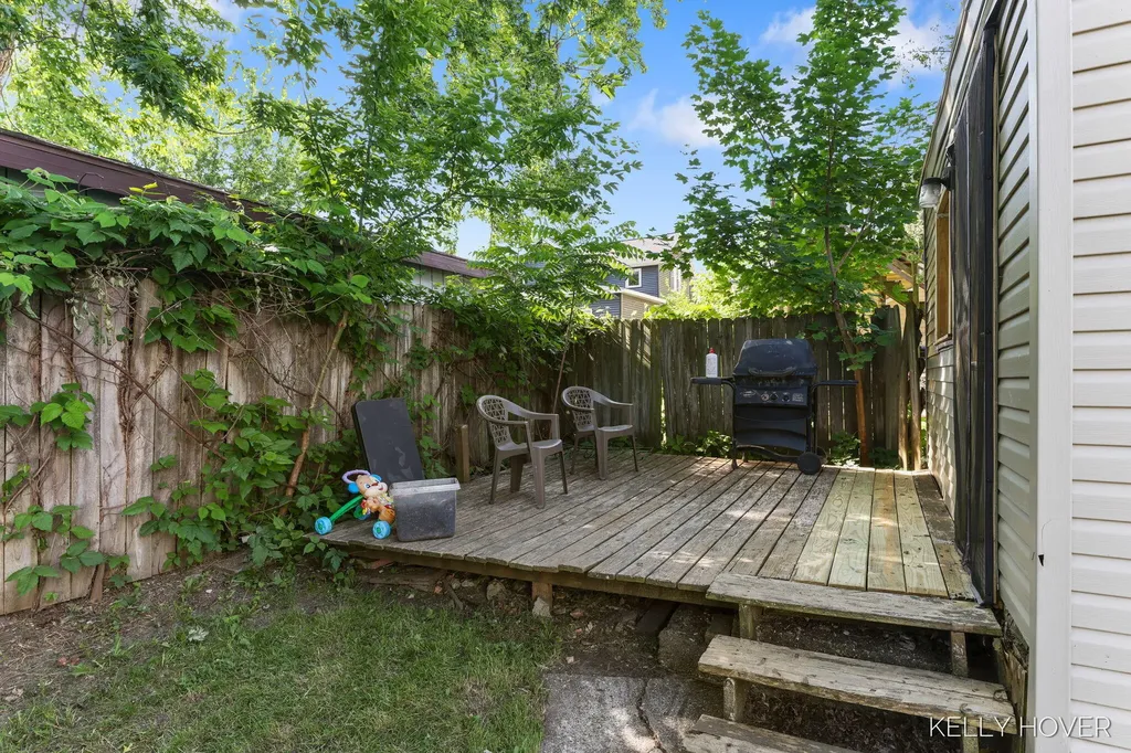 428 Fernando Street NE Grand Rapids City MI 49505