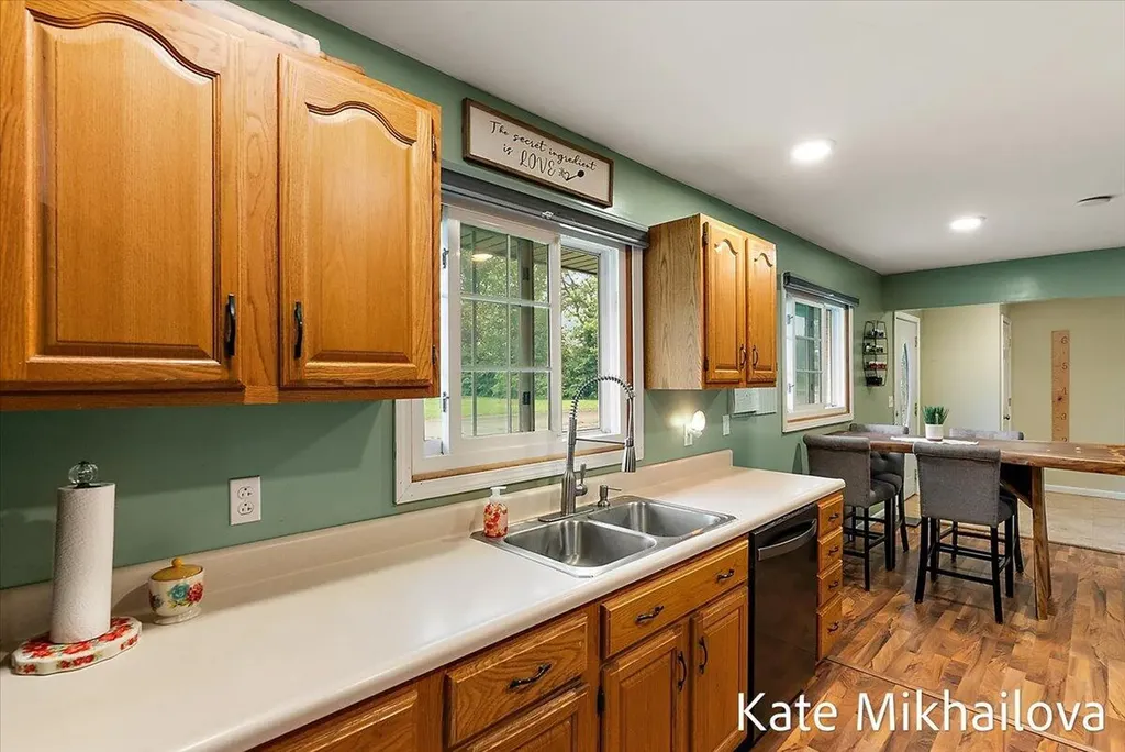 1249 Chalmers Drive Battle Creek City MI 49015