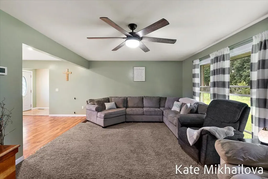 1249 Chalmers Drive Battle Creek City MI 49015