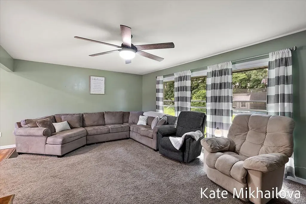 1249 Chalmers Drive Battle Creek City MI 49015
