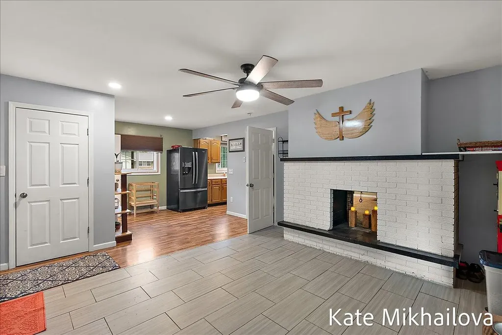 1249 Chalmers Drive Battle Creek City MI 49015