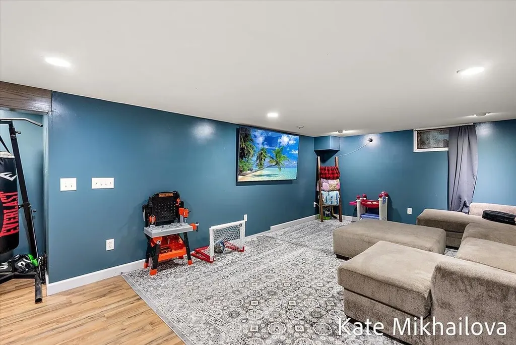 1249 Chalmers Drive Battle Creek City MI 49015