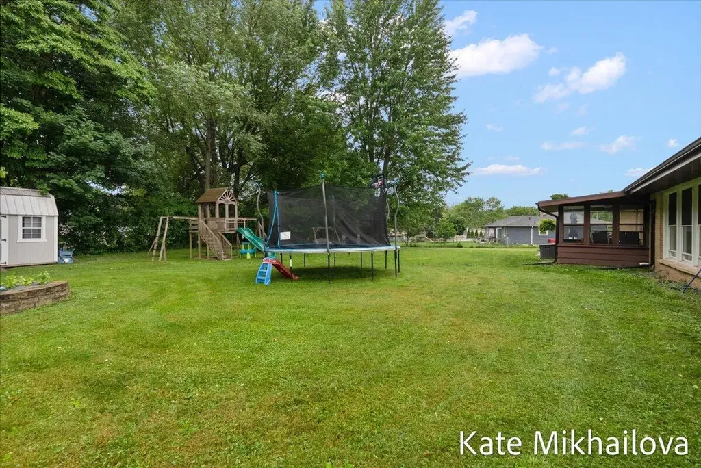1249 Chalmers Drive Battle Creek City MI 49015