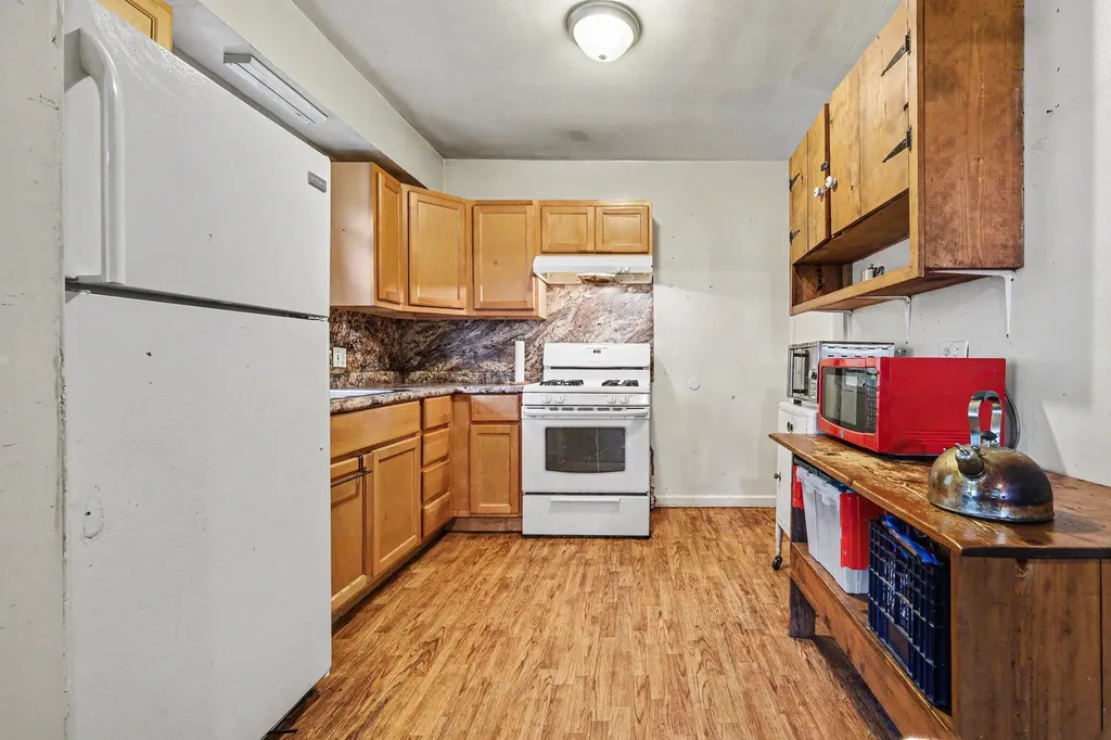 924 Griggs Street SE Grand Rapids City MI 49507