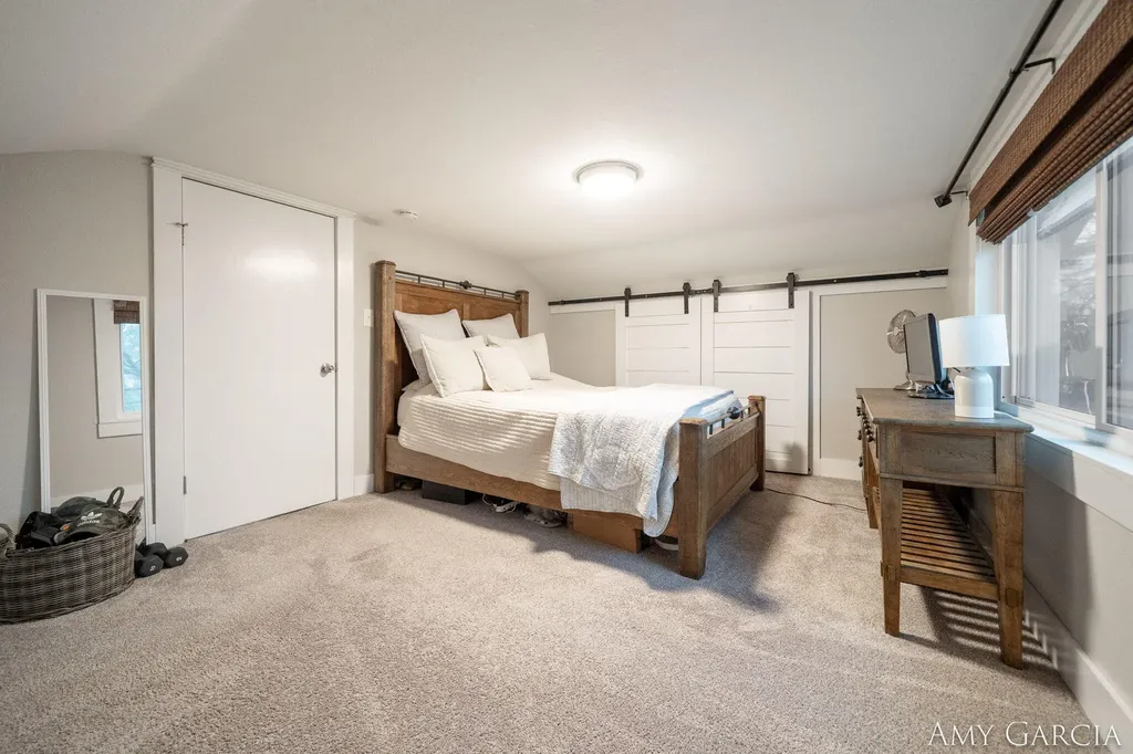 6387 Cascade Road SE Cascade Charter Township MI 49546