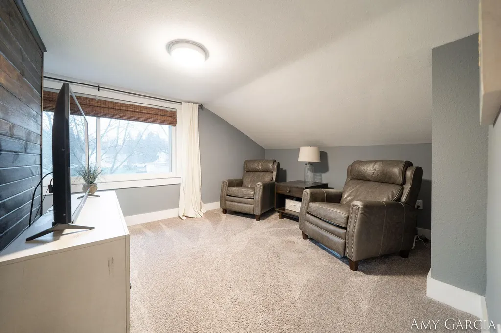 6387 Cascade Road SE Cascade Charter Township MI 49546