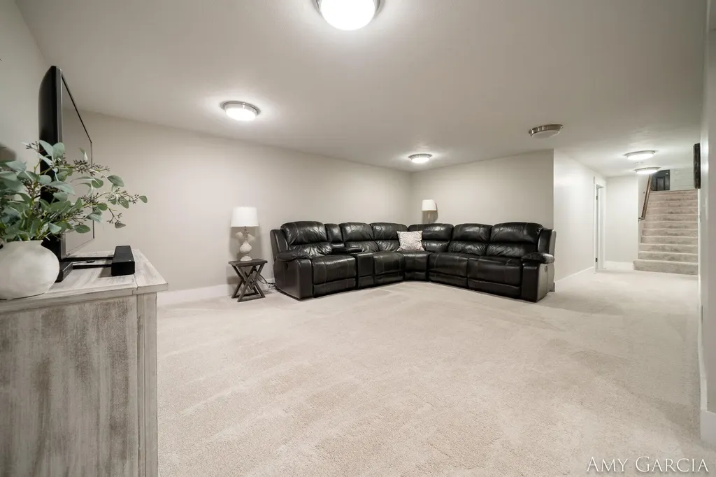 6387 Cascade Road SE Cascade Charter Township MI 49546