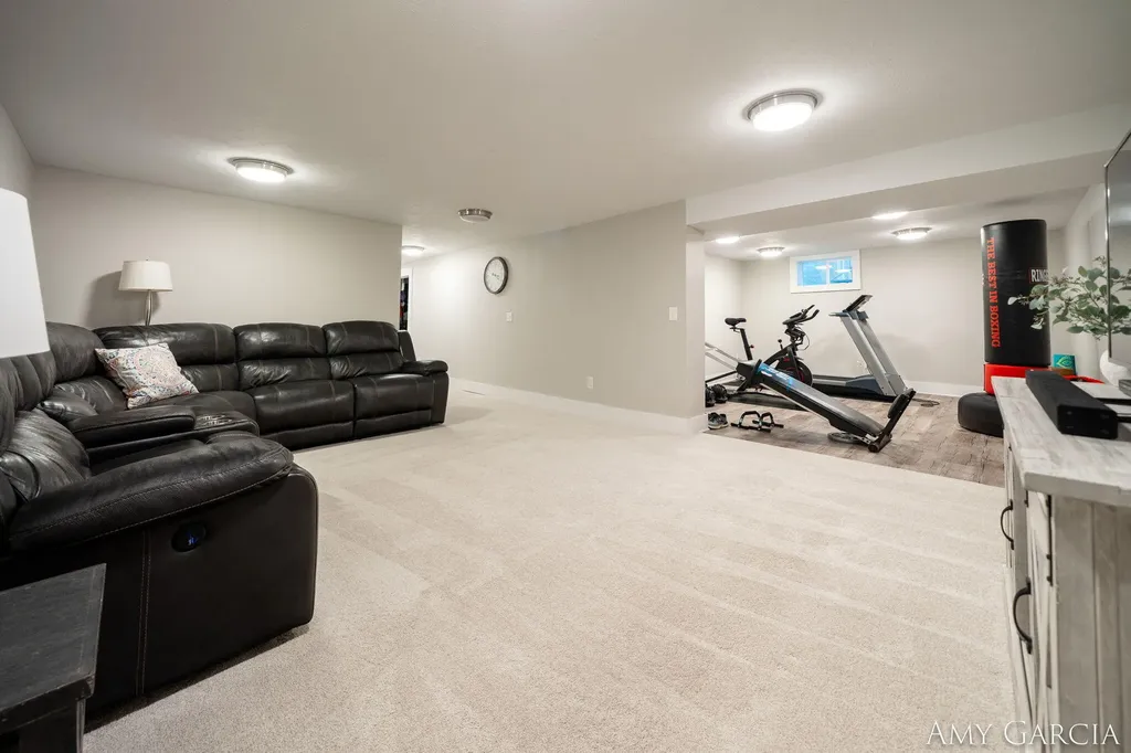 6387 Cascade Road SE Cascade Charter Township MI 49546