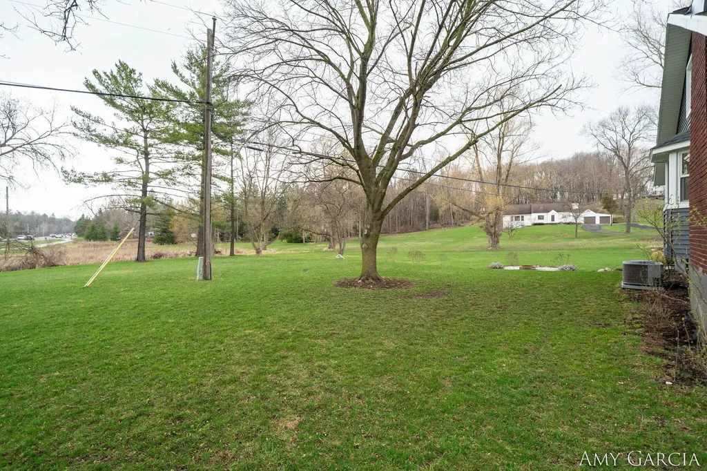 6387 Cascade Road SE Cascade Charter Township MI 49546
