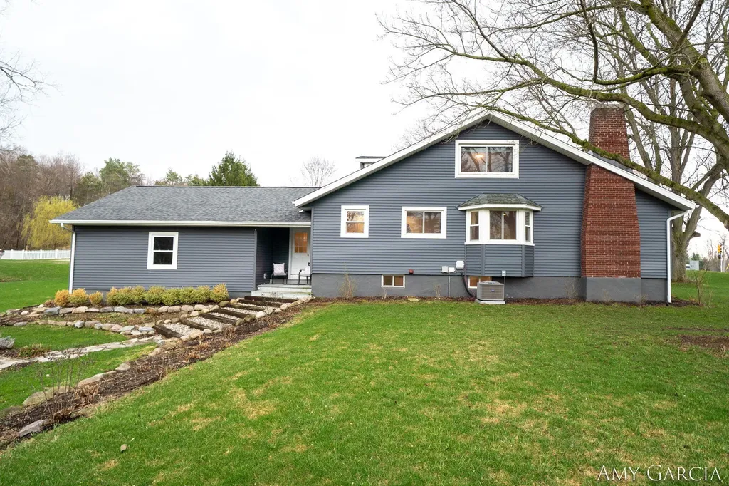 6387 Cascade Road SE Cascade Charter Township MI 49546