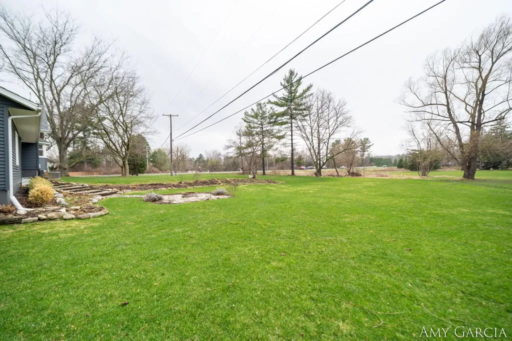6387 Cascade Road SE Cascade Charter Township MI 49546