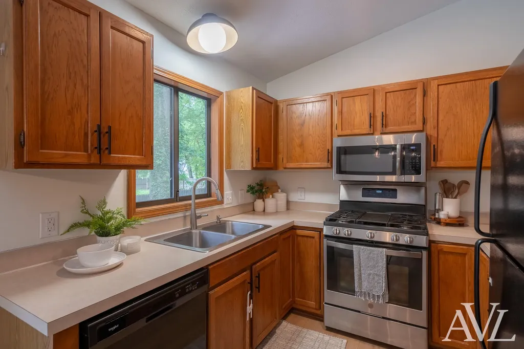 1344 Gladstone Drive SE Grand Rapids City MI 49506