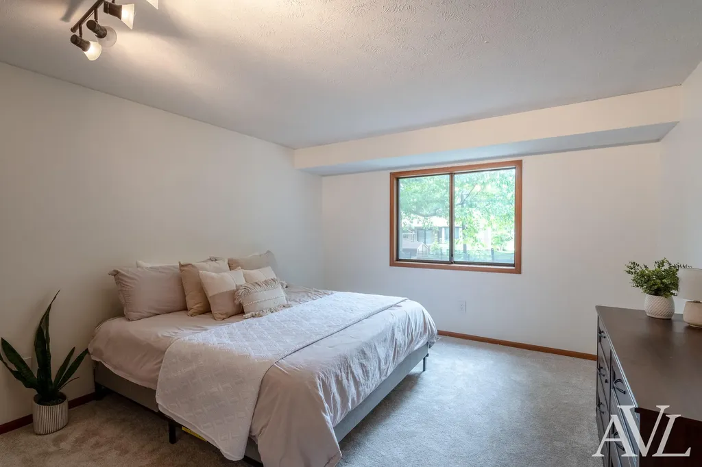 1344 Gladstone Drive SE Grand Rapids City MI 49506