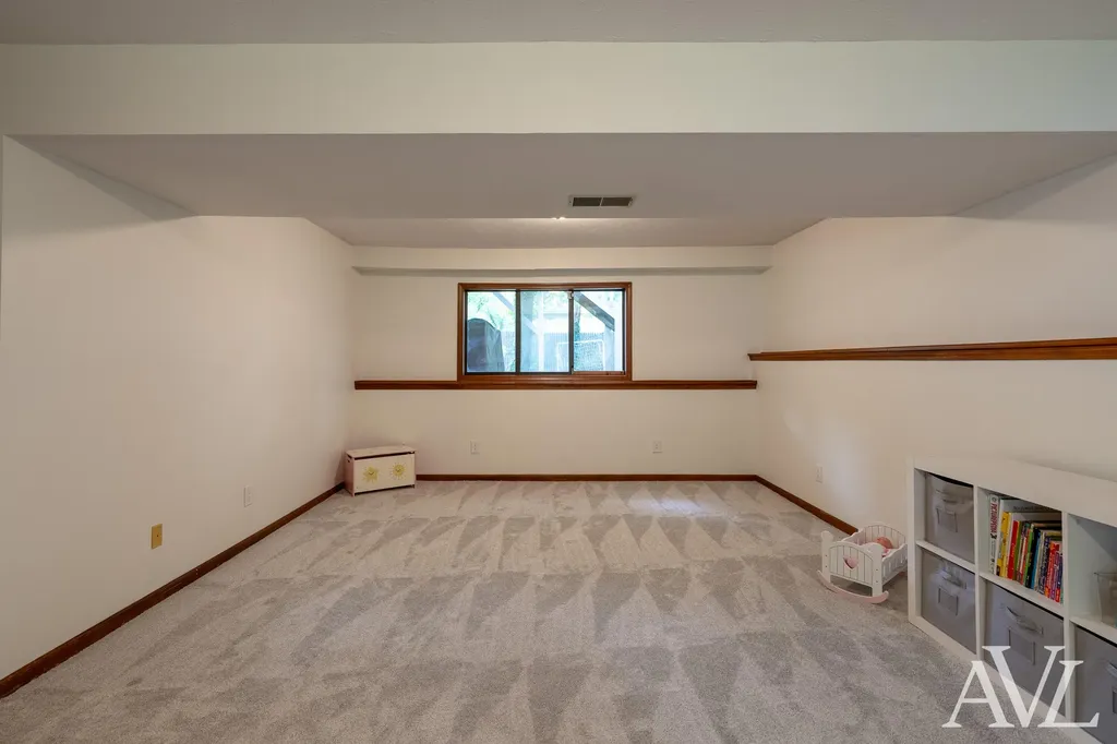 1344 Gladstone Drive SE Grand Rapids City MI 49506