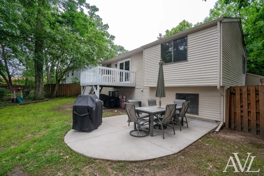 1344 Gladstone Drive SE Grand Rapids City MI 49506