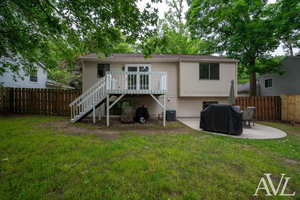 1344 Gladstone Drive SE Grand Rapids City MI 49506