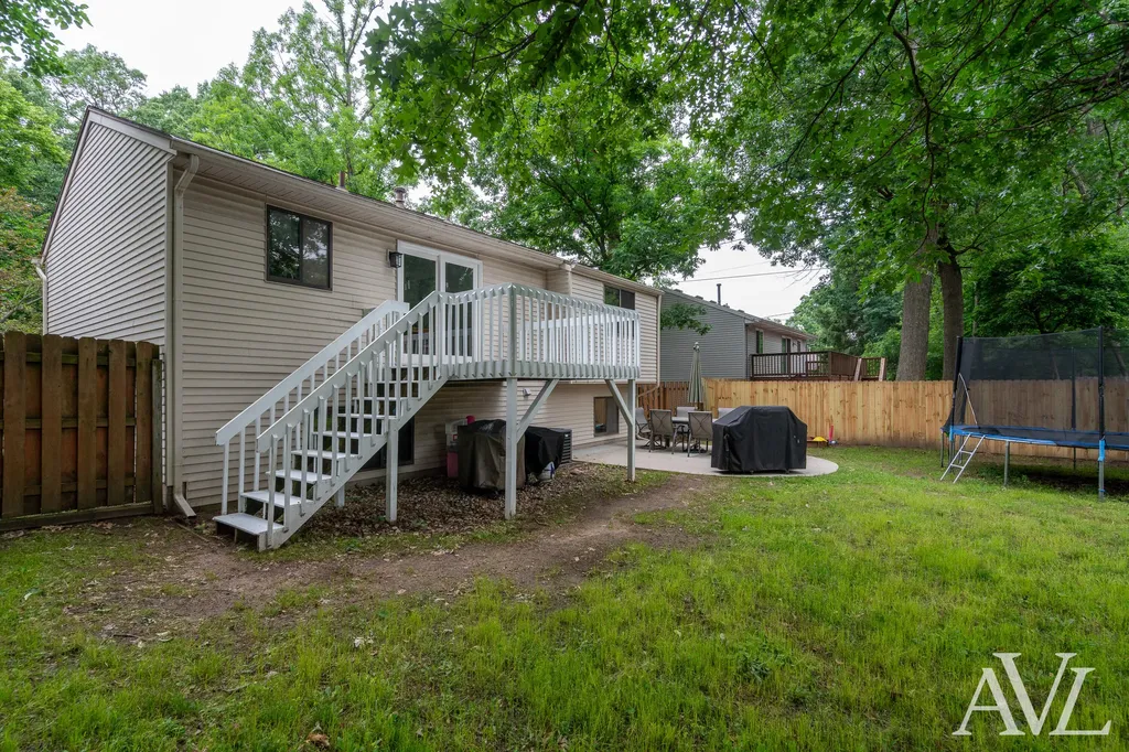 1344 Gladstone Drive SE Grand Rapids City MI 49506