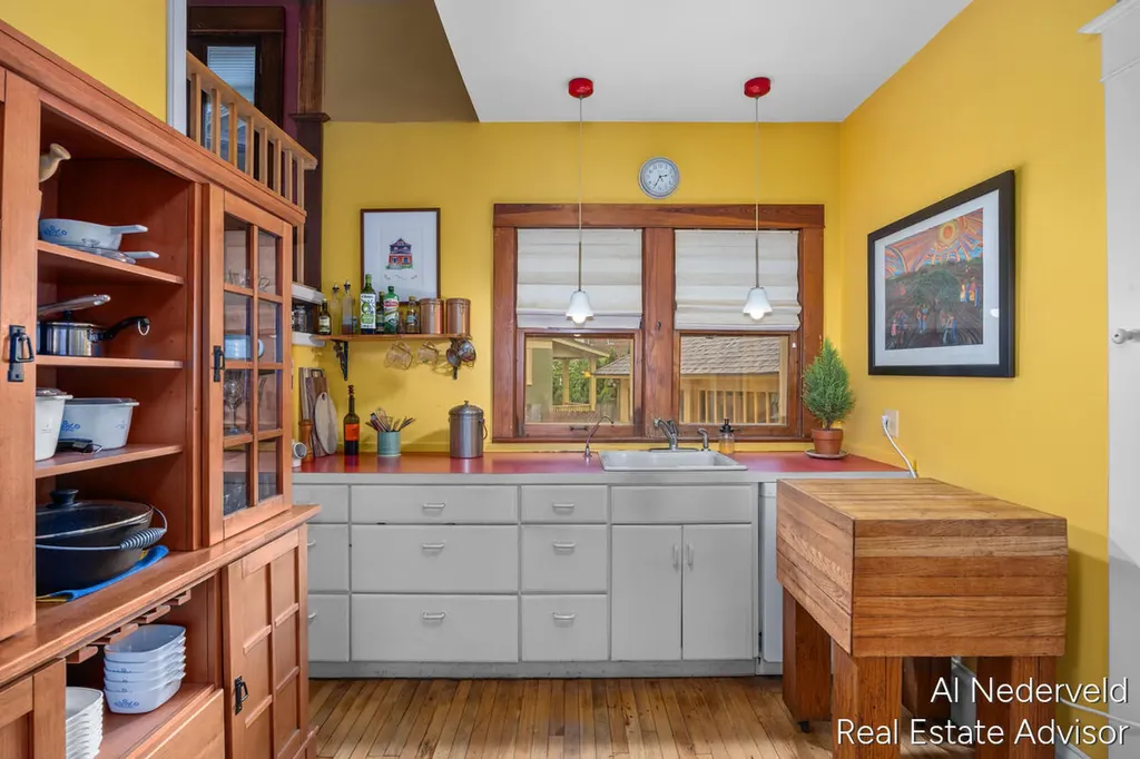 218 Wellington Avenue SE Grand Rapids City MI 49506