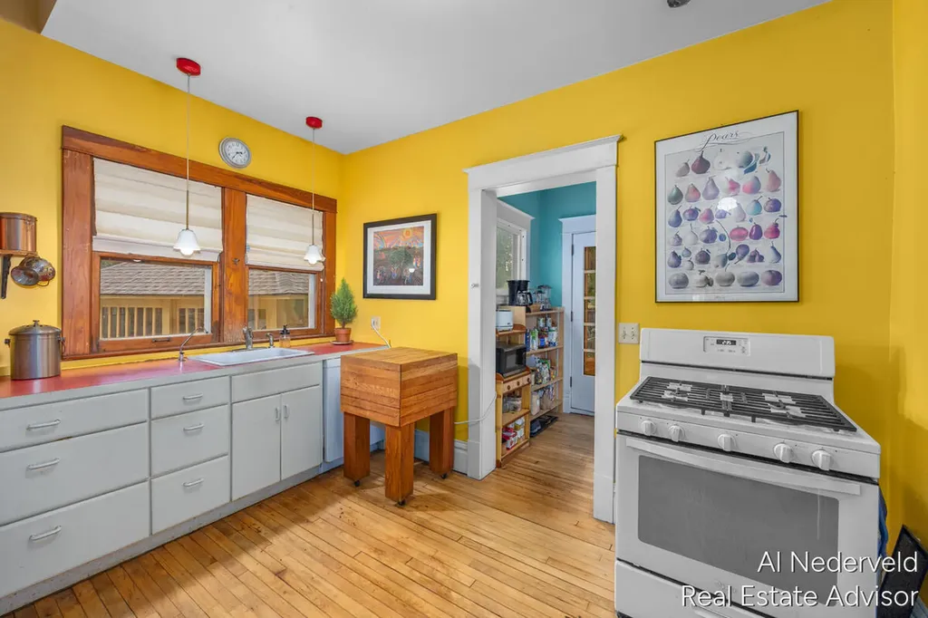 218 Wellington Avenue SE Grand Rapids City MI 49506