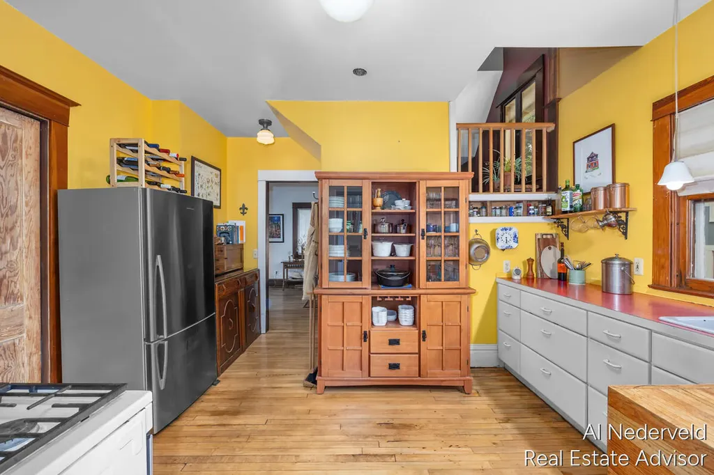 218 Wellington Avenue SE Grand Rapids City MI 49506