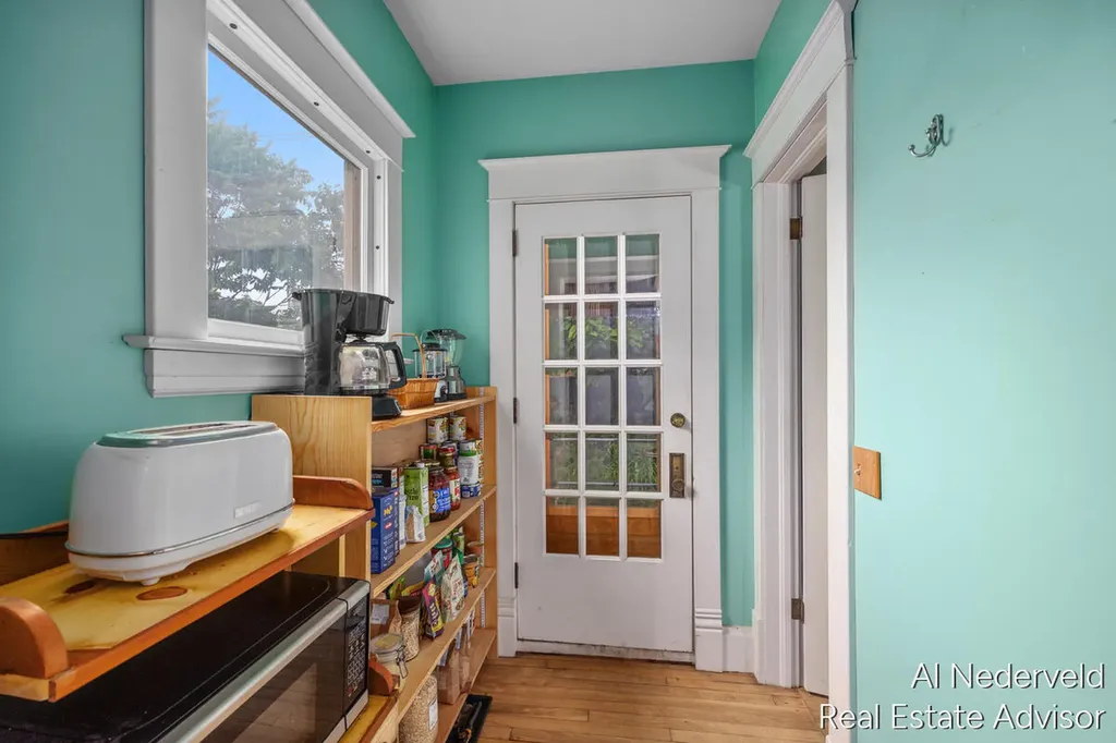 218 Wellington Avenue SE Grand Rapids City MI 49506