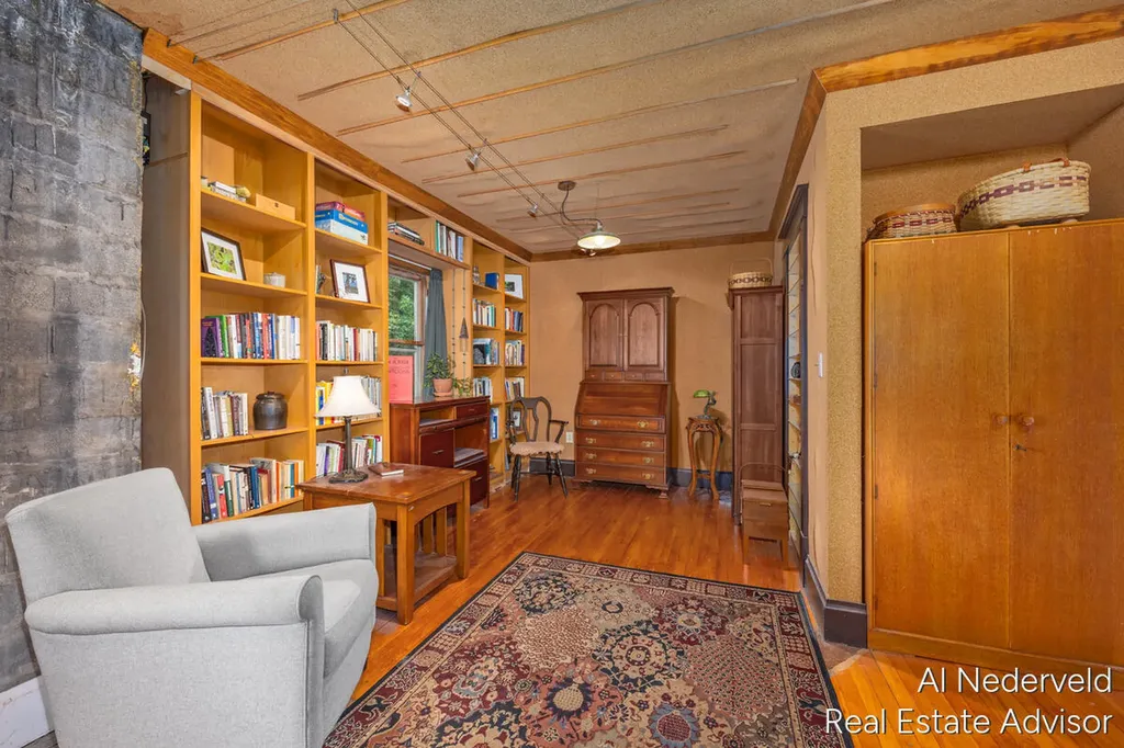 218 Wellington Avenue SE Grand Rapids City MI 49506