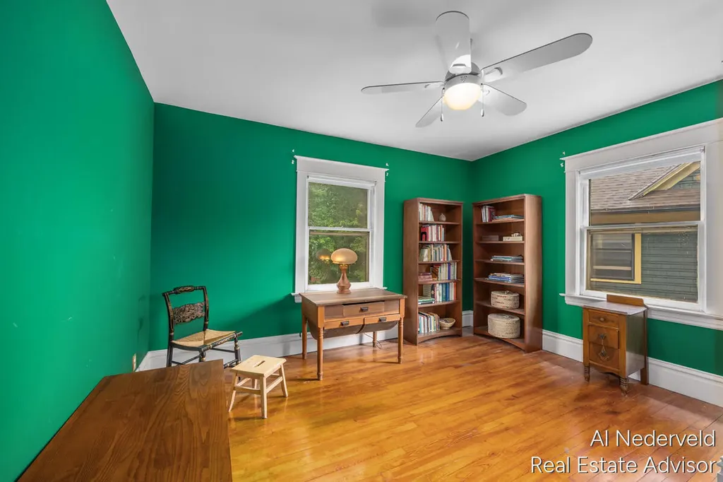 218 Wellington Avenue SE Grand Rapids City MI 49506