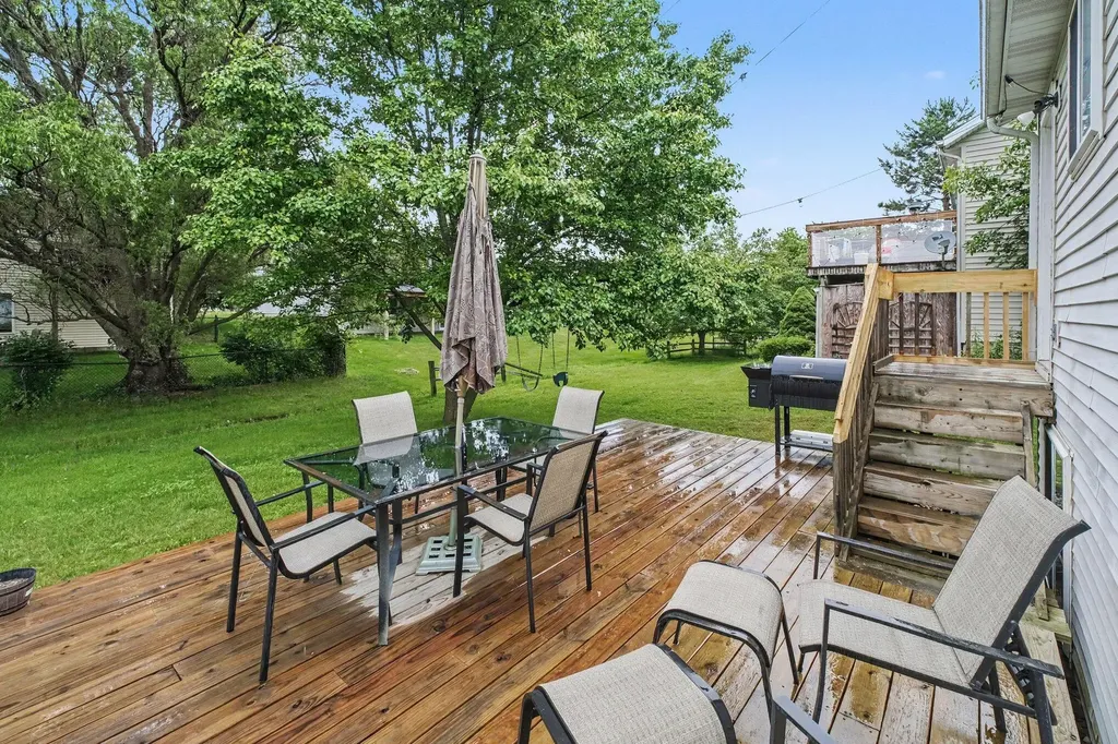 3053 Burritt Street NW Grand Rapids City MI 49504