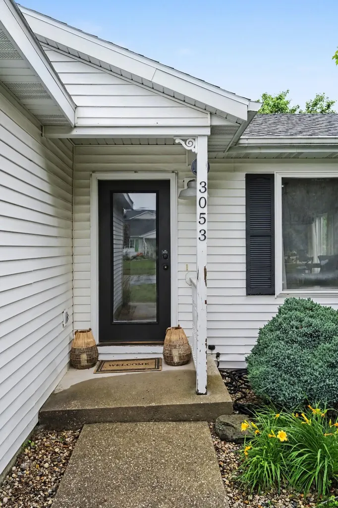 3053 Burritt Street NW Grand Rapids City MI 49504