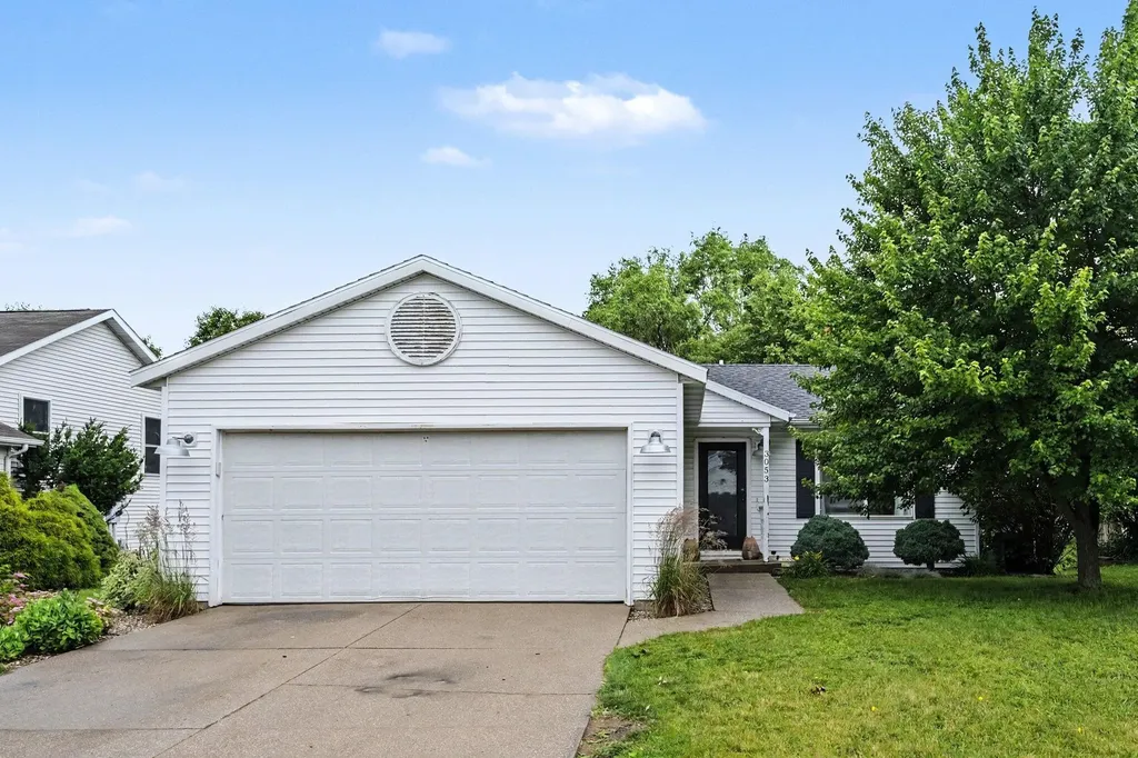 3053 Burritt Street NW Grand Rapids City MI 49504