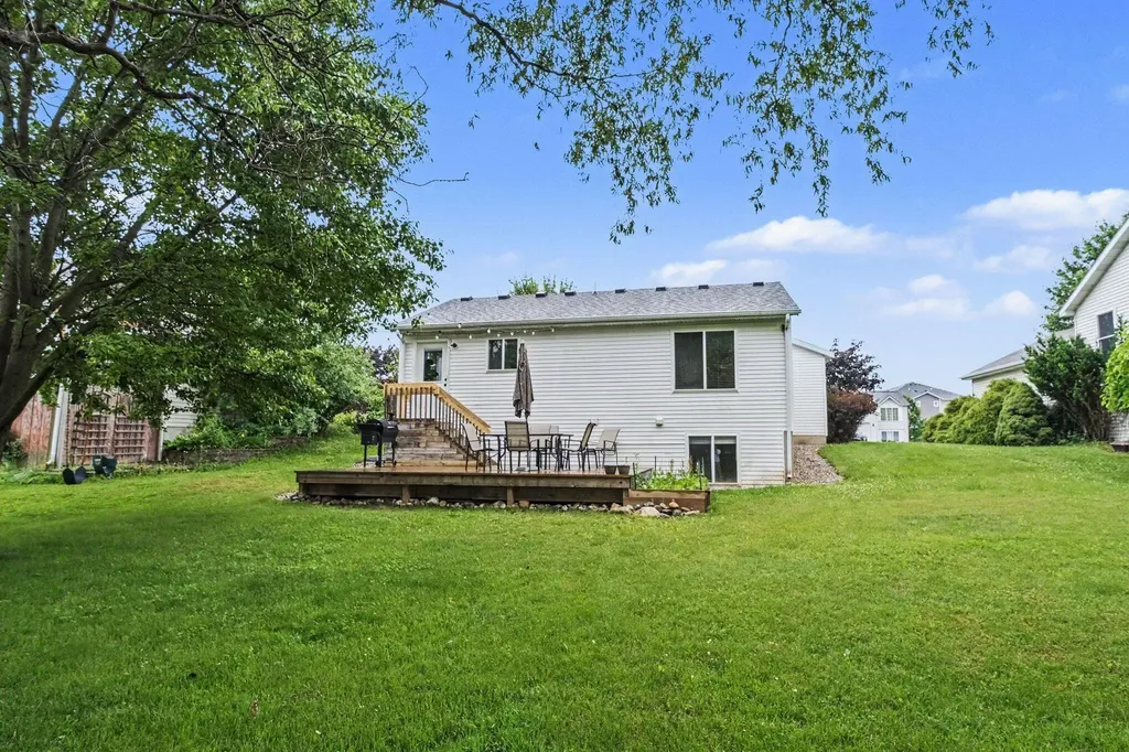 3053 Burritt Street NW Grand Rapids City MI 49504