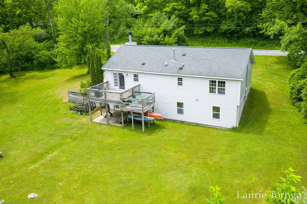 2670 Grand River Drive NE Ada Township MI 49525