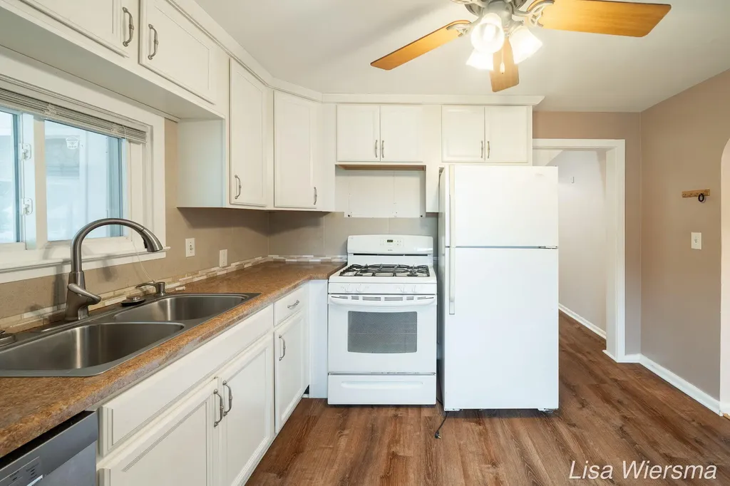 2357 Crozier Avenue Muskegon City MI 49441