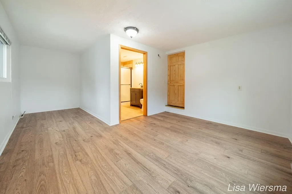 2357 Crozier Avenue Muskegon City MI 49441