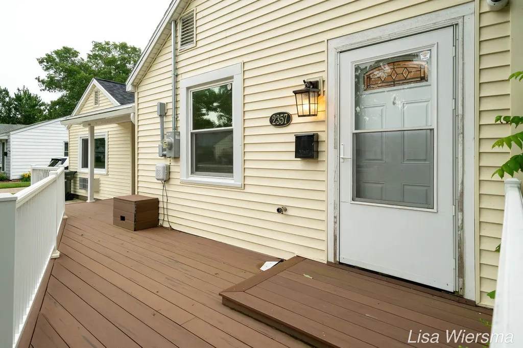 2357 Crozier Avenue Muskegon City MI 49441