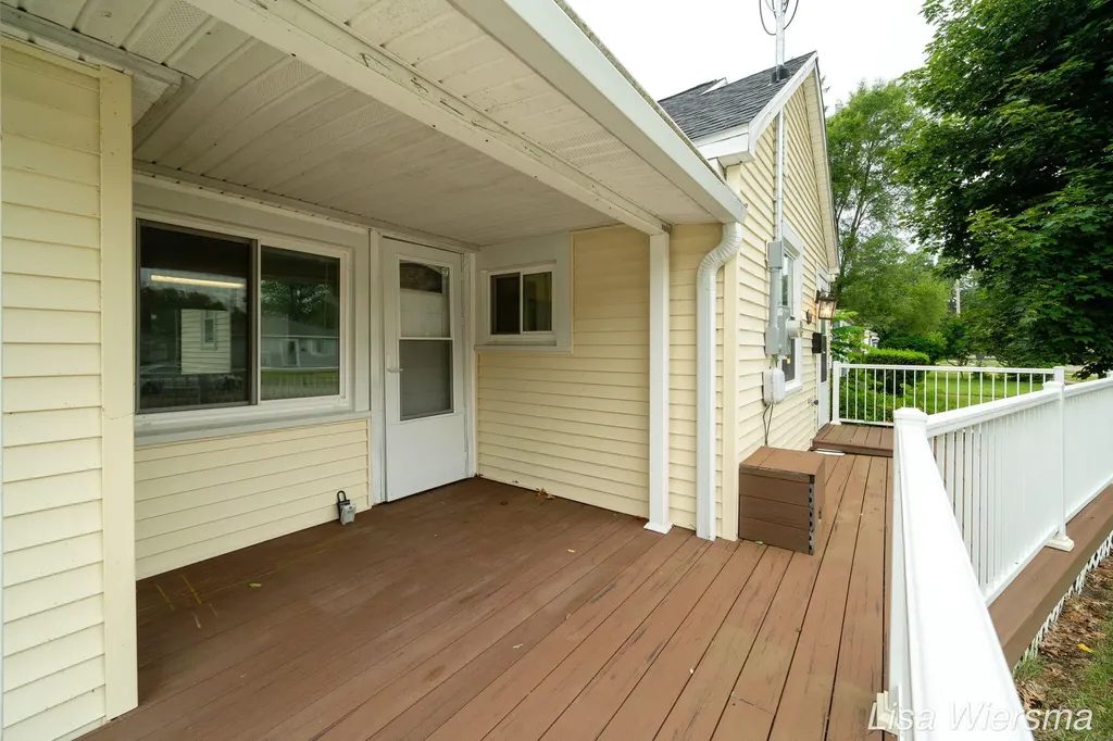 2357 Crozier Avenue Muskegon City MI 49441