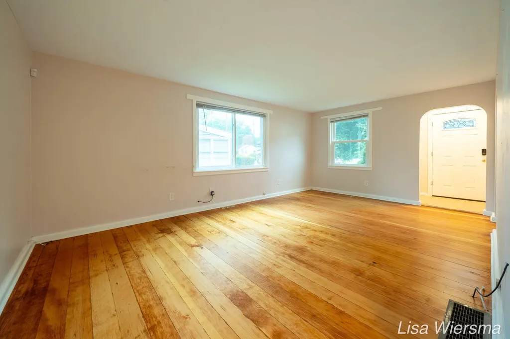 2357 Crozier Avenue Muskegon City MI 49441