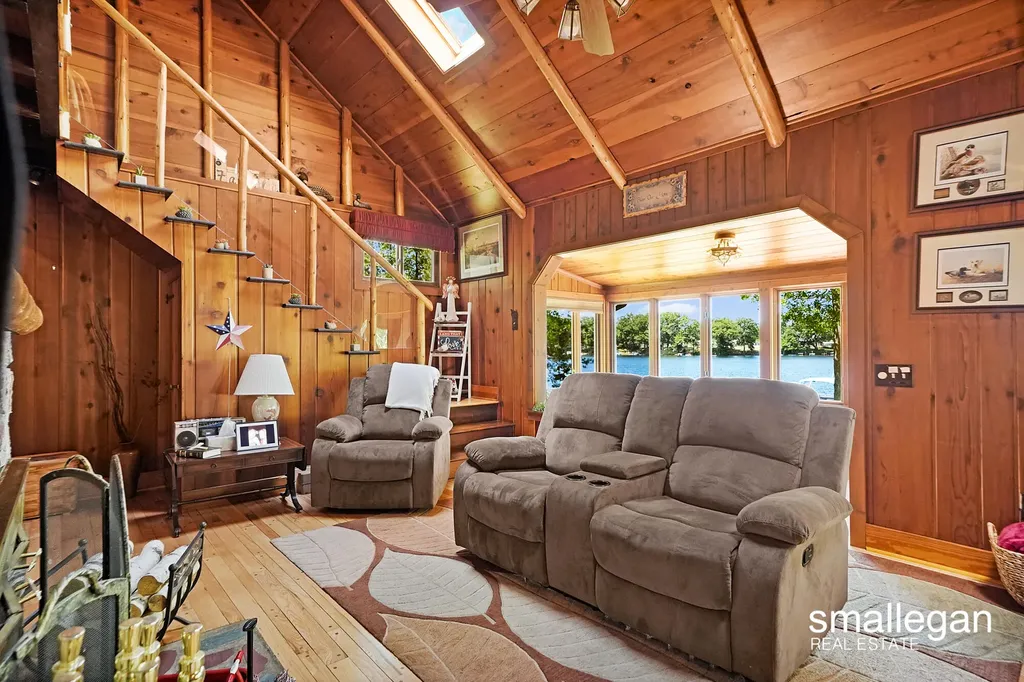 5067 N Red Maple Street Sauble Township MI 49644