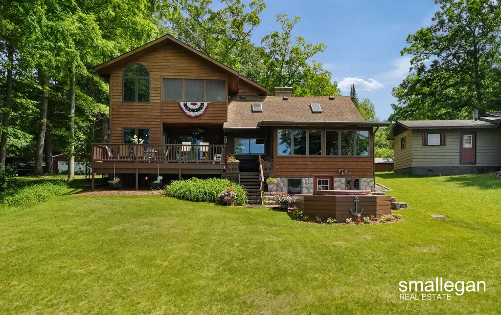 5067 N Red Maple Street Sauble Township MI 49644