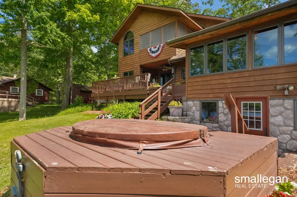 5067 N Red Maple Street Sauble Township MI 49644