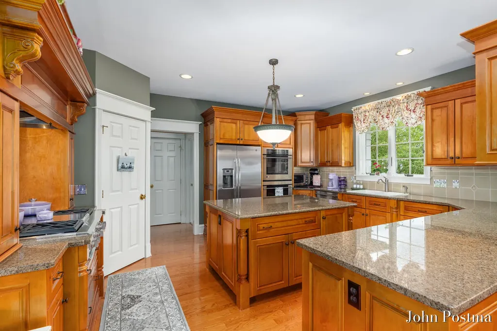 1645 Watermark Drive SE Cascade Charter Township MI 49546