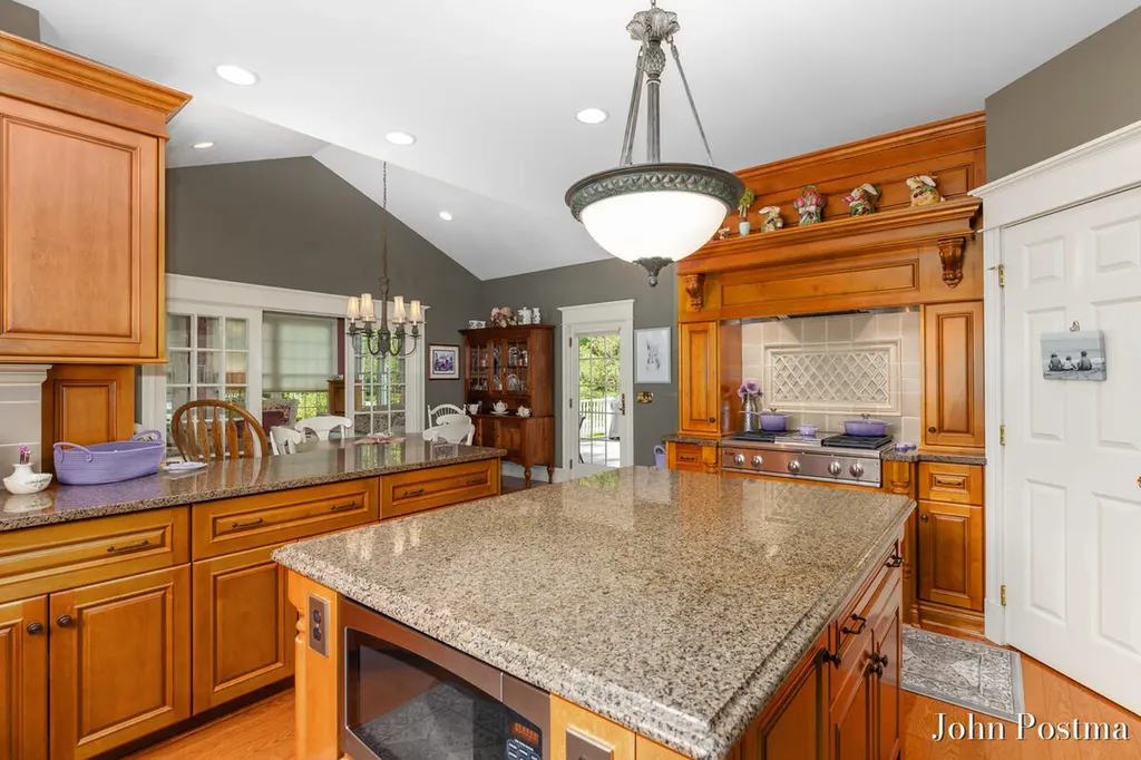 1645 Watermark Drive SE Cascade Charter Township MI 49546
