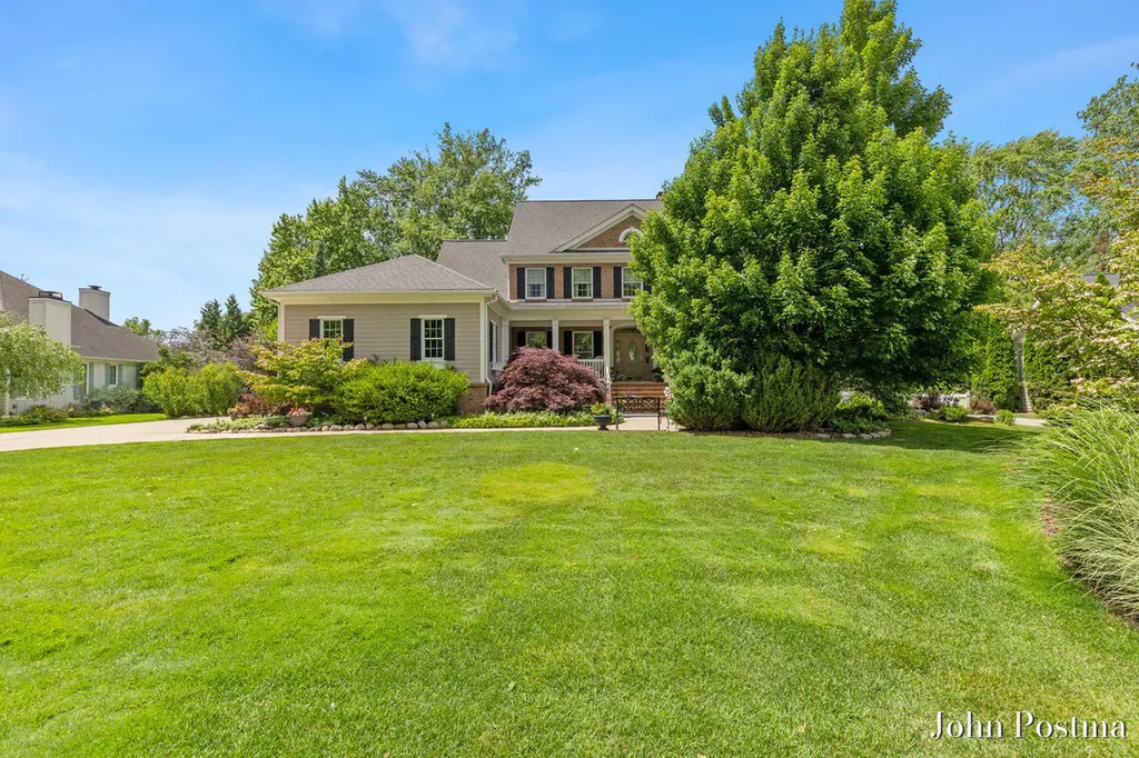 1645 Watermark Drive SE Cascade Charter Township MI 49546