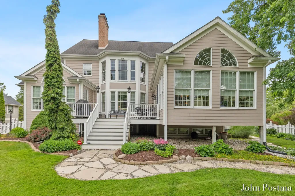 1645 Watermark Drive SE Cascade Charter Township MI 49546