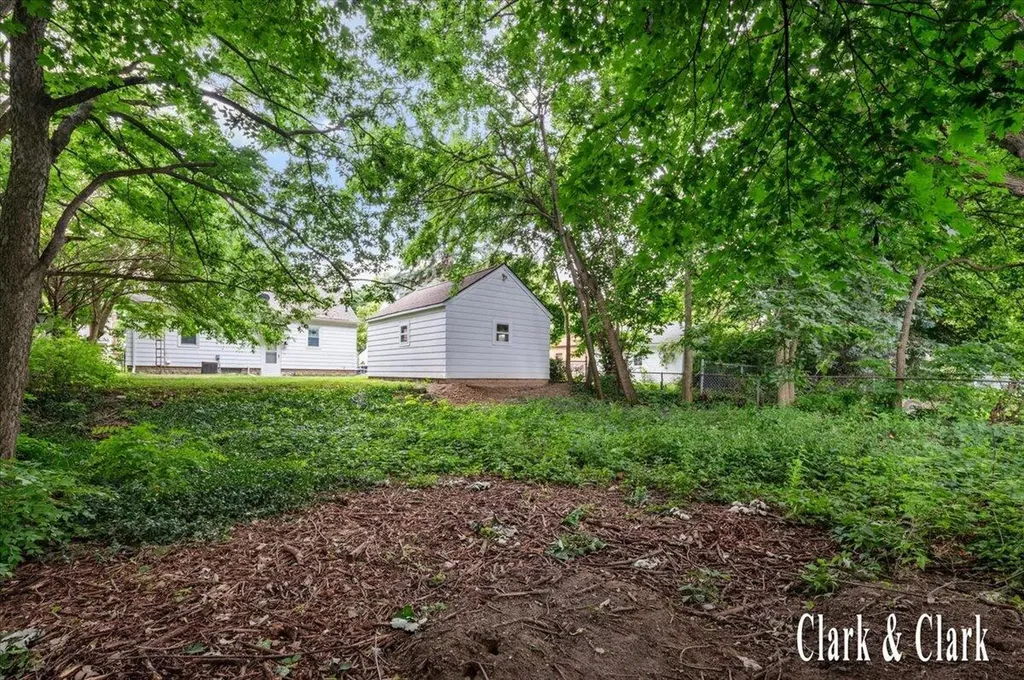 701 Pacific Avenue Lansing City MI 48910