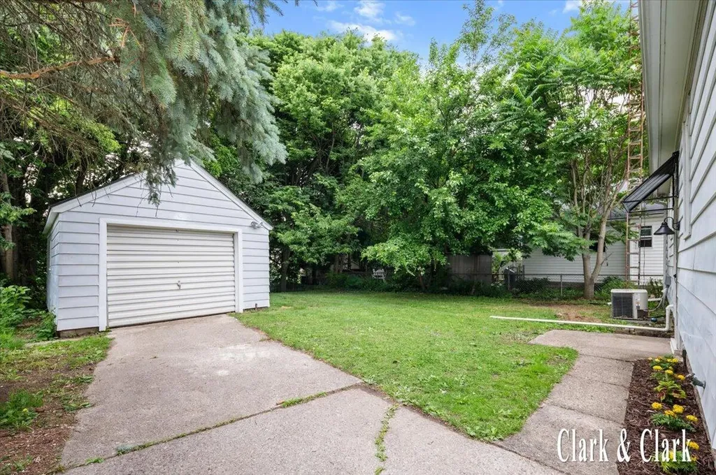 701 Pacific Avenue Lansing City MI 48910