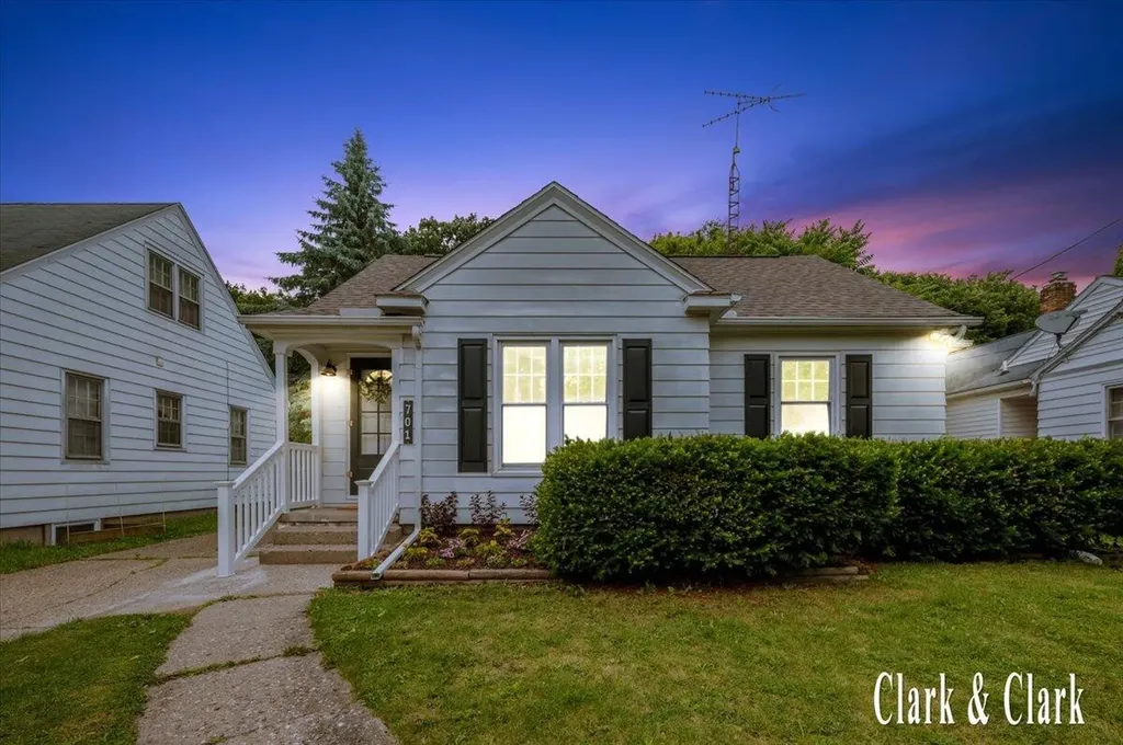 701 Pacific Avenue Lansing City MI 48910