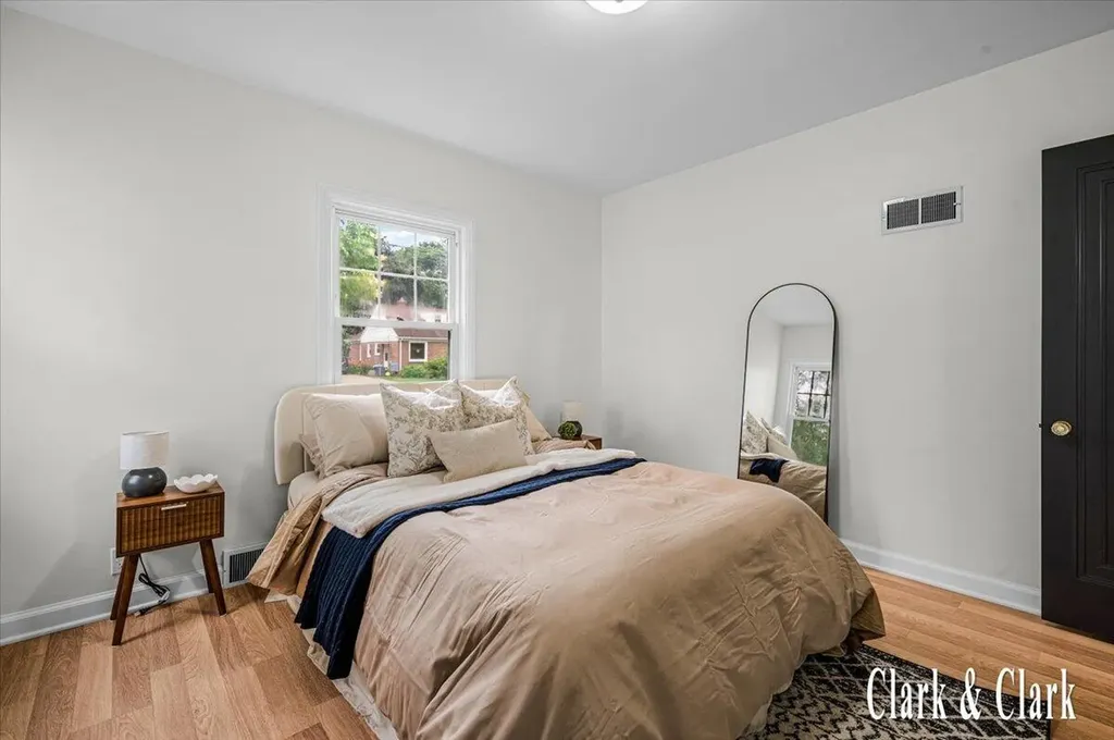 701 Pacific Avenue Lansing City MI 48910